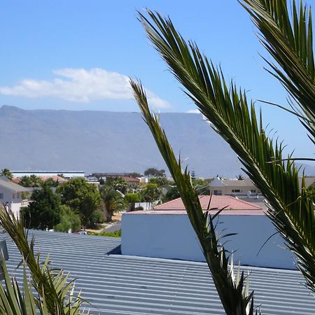Capetown 4U Guesthouse Bloubergstrand Exterior foto