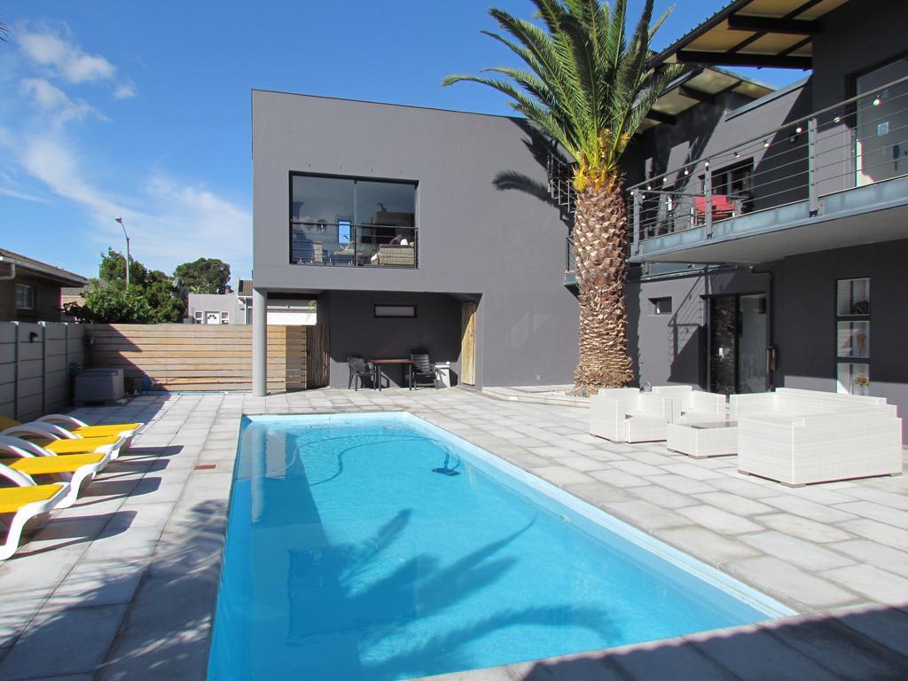 Capetown 4U Guesthouse Bloubergstrand Exterior foto