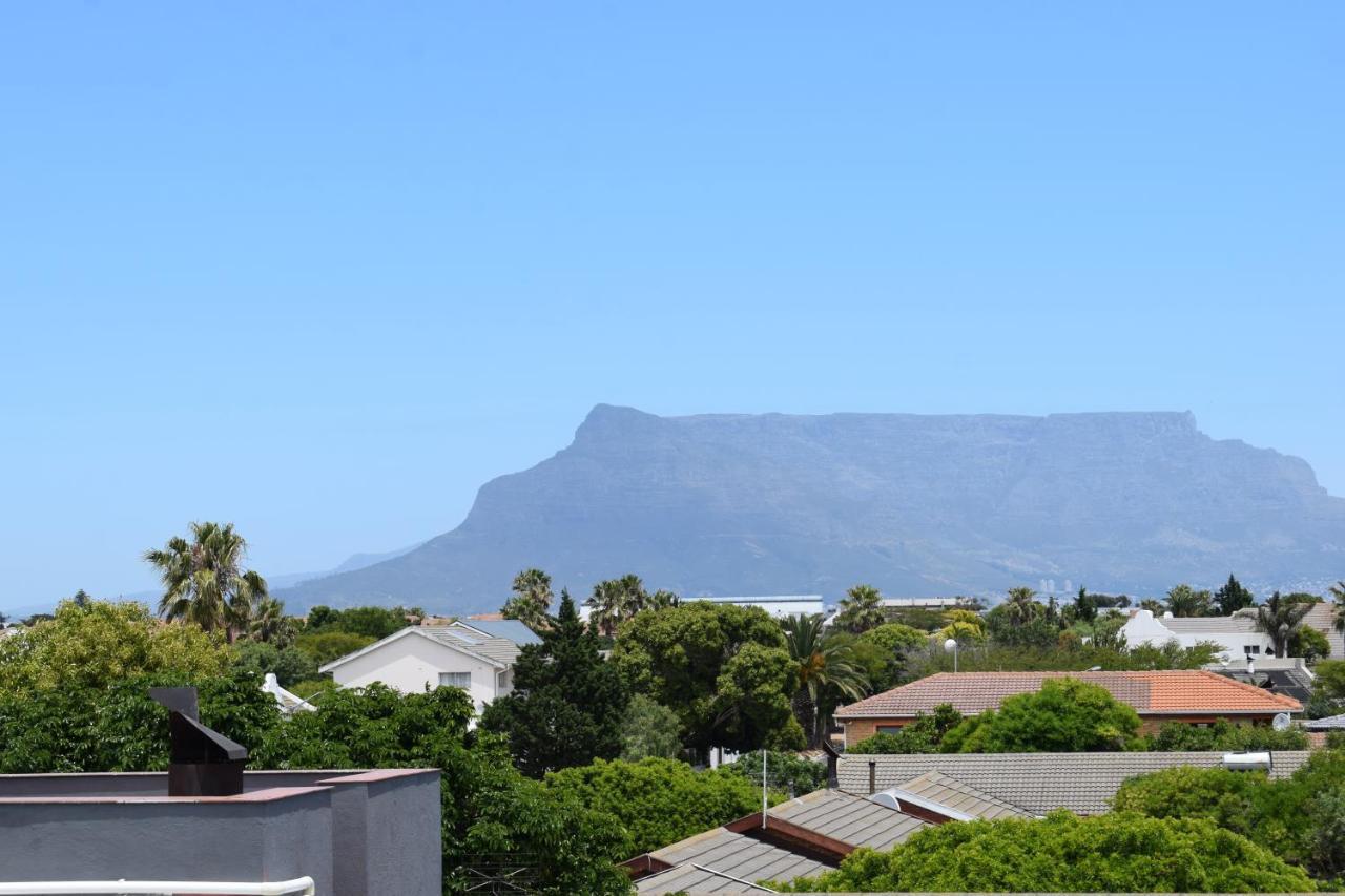 Capetown 4U Guesthouse Bloubergstrand Exterior foto
